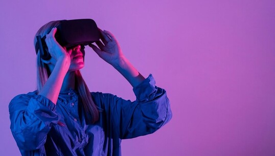 PS5 et son casque de réalité virtuelle - 0