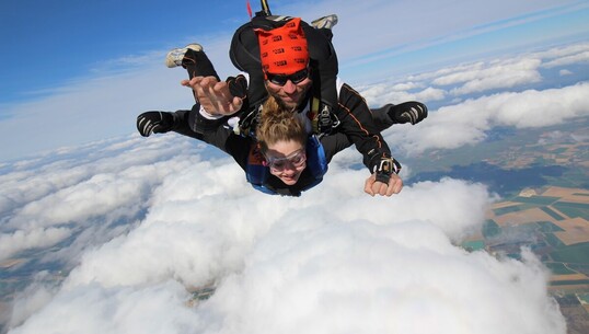 Aube Parachutisme - 0