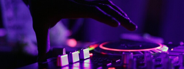 Soirée mousse avec DJ Dams - 0