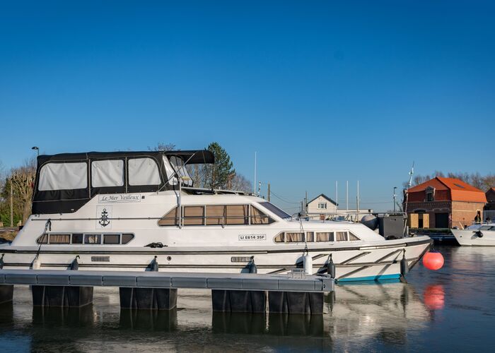 Croirière-merveilleux-au-port-de-plaisance-d-Aire © La Croisière Merveilleuse