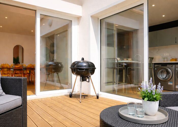 Photos Maëlys -  ok mais à améliorer avec salon de jardin © 