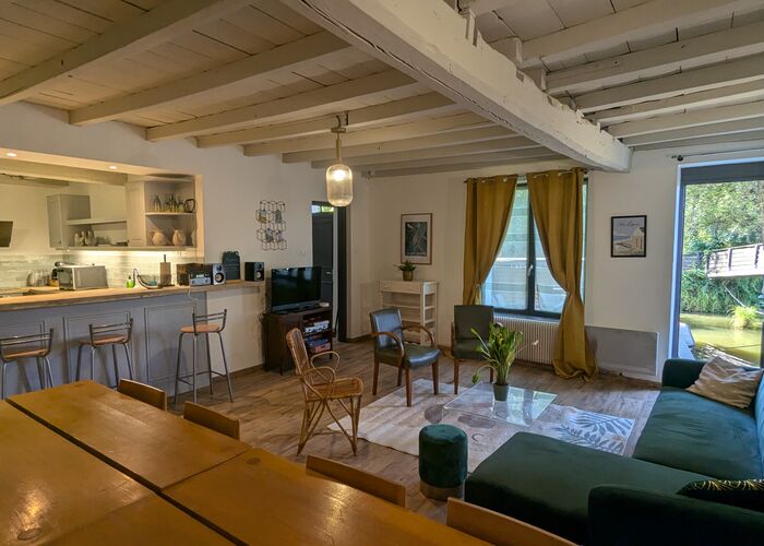 Salle de vie - Gite Gaspard - Domaine du Grand Saint-Bernard by ISNOR © Ô Marais by ISNOR