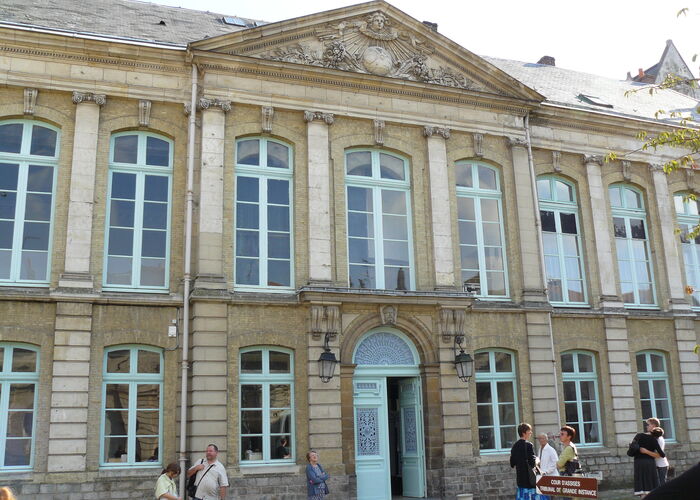 Tribunal de justice © Tourisme en Pays de Saint-Omer (1) © © Tourisme en Pays de Saint-Omer