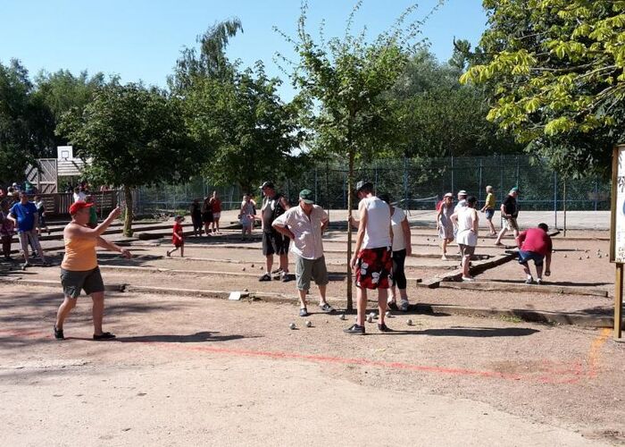 Pétanque - Camping La Tentation © HPDL