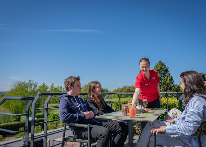 67 - Terrasse - Brasserie le Ristandèl - Golf © Tourisme en Pays de Saint-Omer © Quentin MAILLARD