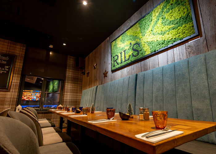 6 - Ril's - Salle de Restaurant - Saint-Omer © Tourisme en Pays de Saint-Omer © QUENTIN MAILLARD