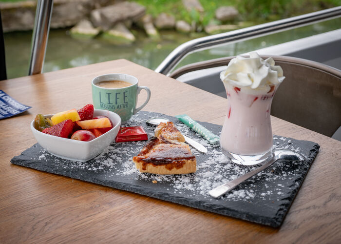 9 -  Dessert  - La Croisière Merveilleuse © Tourisme en Pays de Saint-Omer © Quentin MAILLARD