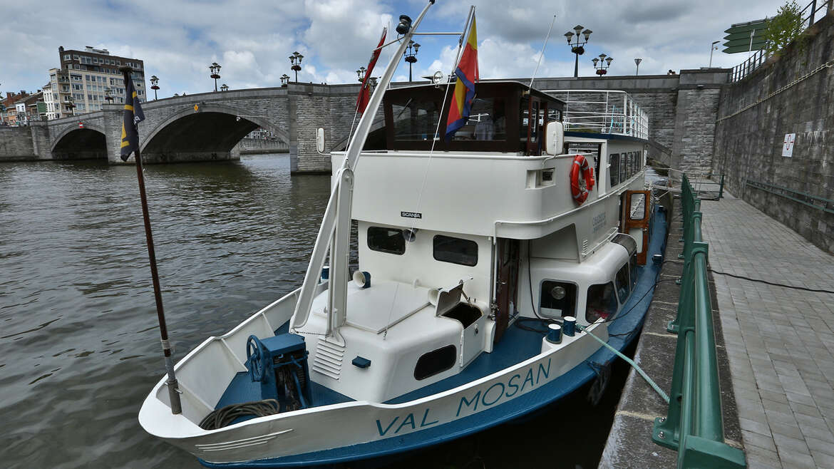 Croisière d'une journée à Namur à bord du Val Mosan Croisière d'une journée à Namur à bord du Val Mosan
