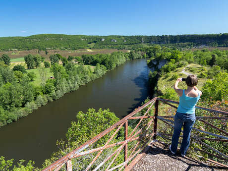 La Vallée de la Dordogne La Vallée de la Dordogne