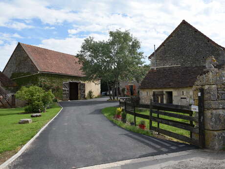 Centre Equestre "En Lo" Centre Equestre "En Lo"