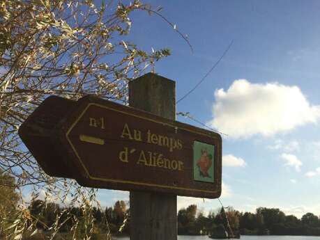 Au Temps D'Aliénor / Boucle 5 Au Temps D'Aliénor / Boucle 5