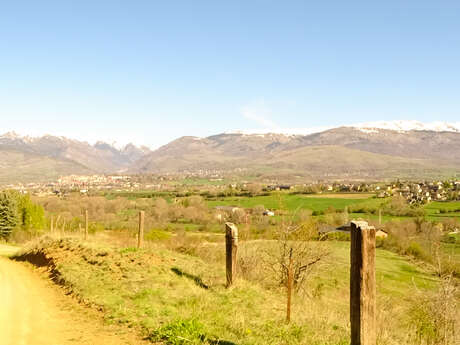 LE CHEMIN DES CONTREBANDIERS LE CHEMIN DES CONTREBANDIERS