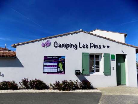 CAMPING LES PINS CAMPING LES PINS
