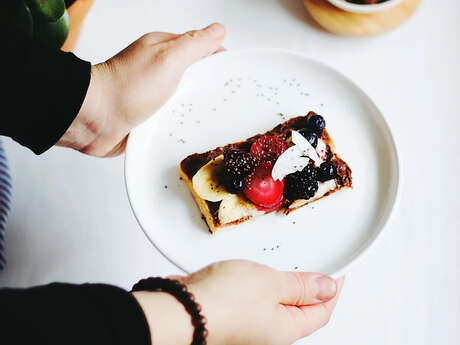 BRUNCH, PANIER PIQUE-NIQUE CHIC, ATELIER CRÊPES ET GALETTE, BAR À THÈME PAR FRICOTER BRUNCH, PANIER PIQUE-NIQUE CHIC, ATELIER CRÊPES ET GALETTE, BAR À THÈME PAR FRICOTER