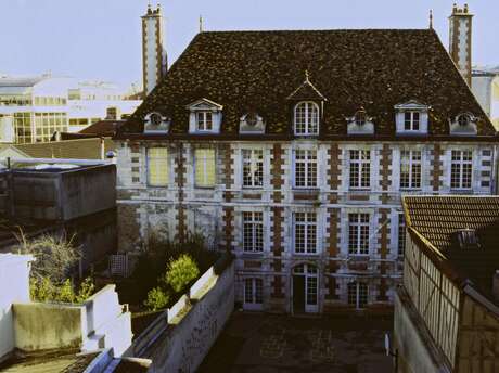Ancien Hôtel du Commandeur Ancien Hôtel du Commandeur