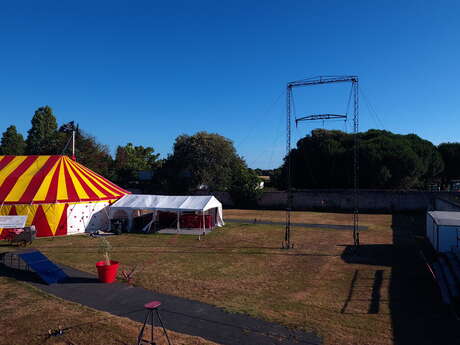 OPHIDIE CIRCUS - ECOLE DE CIRQUE OPHIDIE CIRCUS - ECOLE DE CIRQUE