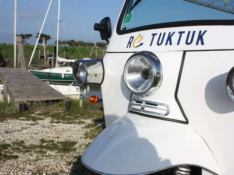 RÉ TUKTUK RÉ TUKTUK