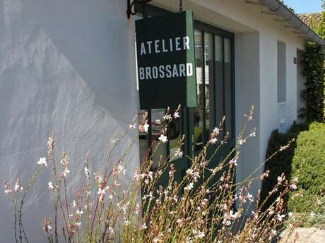ATELIER MADELEINE BROSSARD ATELIER MADELEINE BROSSARD
