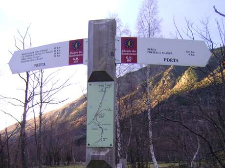 Chemin des bonshommes Pyrénées Ariégeoises Chemin des bonshommes Pyrénées Ariégeoises