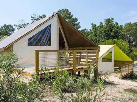 NUIT EN TENTE ECOLODGE AU CAMPING APV AU VAL DE LOIRE EN RE NUIT EN TENTE ECOLODGE AU CAMPING APV AU VAL DE LOIRE EN RE
