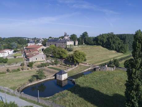 LA VALLÉE D'OR LA VALLÉE D'OR