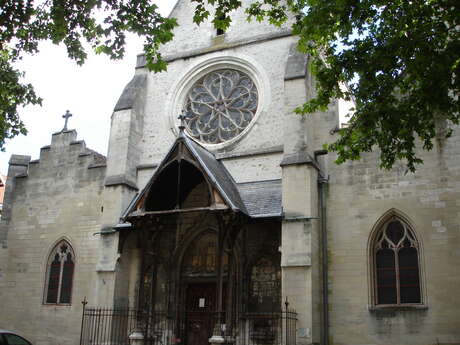 ÉGLISE SAINT-RÉMY ÉGLISE SAINT-RÉMY