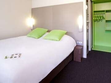 HOTEL CAMPANILE HOTEL CAMPANILE
