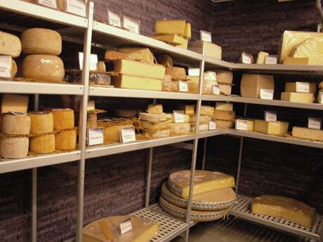 Fromagerie Montoise - Jacquy Cange Fromagerie Montoise - Jacquy Cange