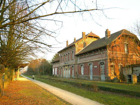 Gare de Fresnes et cavalier Somain-Peruwelz Gare de Fresnes et cavalier Somain-Peruwelz