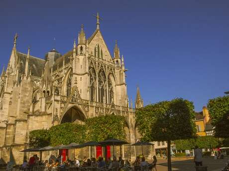 Troyes, la ville aux 10 églises Troyes, la ville aux 10 églises