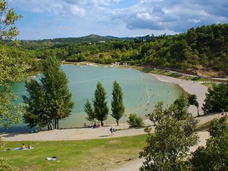 LAC DE LA CAVAYERE LAC DE LA CAVAYERE