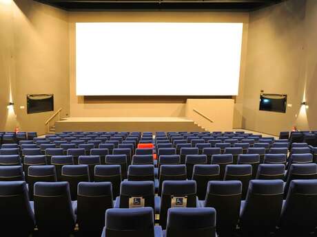 Cinéma "Le Fauteuil Rouge" Cinéma "Le Fauteuil Rouge"