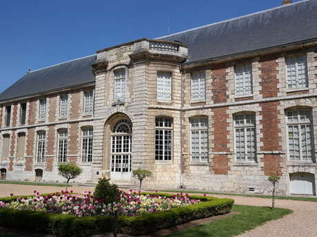 M'amuser au musée M'amuser au musée