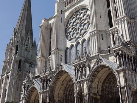 Regards sur la cathédrale Regards sur la cathédrale