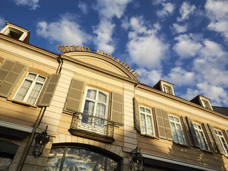 Best Western Premier Le Grand Monarque Hotel & Spa Best Western Premier Le Grand Monarque Hotel & Spa