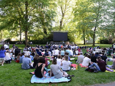 Cinéma de plein air : Alibi.com Cinéma de plein air : Alibi.com