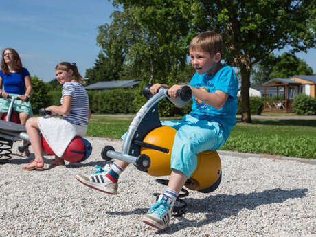 Camping Les Ilots de Saint-Val Camping Les Ilots de Saint-Val