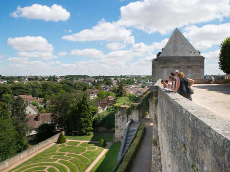 Chartres, faites l'expérience d'une visite VIP Chartres, faites l'expérience d'une visite VIP