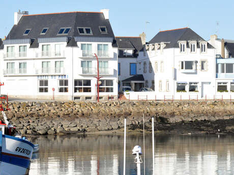 Hôtel - restaurant du Port Hôtel - restaurant du Port