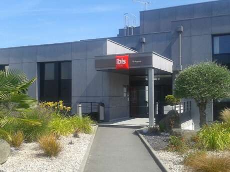 Hôtel IBIS Guingamp Coeur de Bretagne Hôtel IBIS Guingamp Coeur de Bretagne