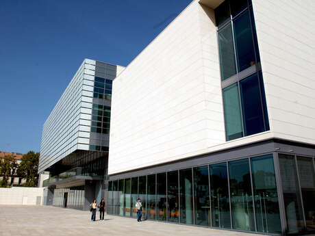 MEDIATHEQUE ANDRE MALRAUX MEDIATHEQUE ANDRE MALRAUX