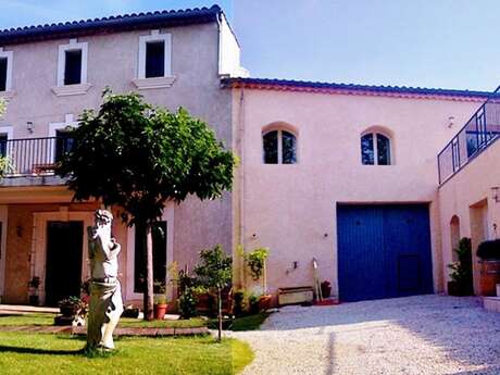 LA VILLA SÉPIA LA VILLA SÉPIA