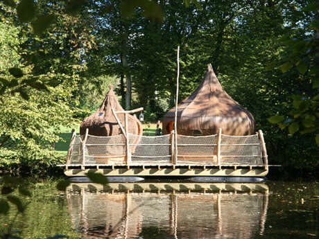 Cabanes sur l'eau Les Ormes Domaine & Resort