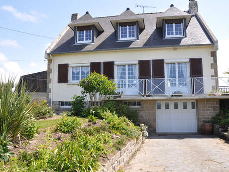 Chez Annick et Henri Chez Annick et Henri