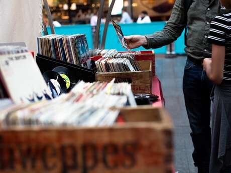 Vide-grenier Vide-grenier