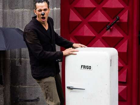 Place aux Mômes : "Frigo" par la Compagnie Dis Bonjour à la Dame Place aux Mômes : "Frigo" par la Compagnie Dis Bonjour à la Dame