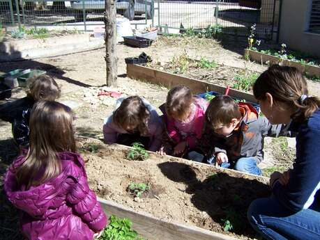 Atelier au Jardin Pédagogique Qu'es Aquo : Goûter à la Ferme Atelier au Jardin Pédagogique Qu'es Aquo : Goûter à la Ferme