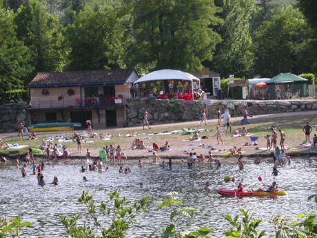 Camping La Plage - location de canoës Camping La Plage - location de canoës