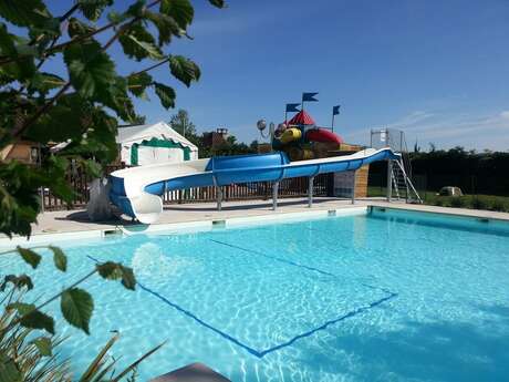 Camping Les Chalets sur la Dordogne Camping Les Chalets sur la Dordogne