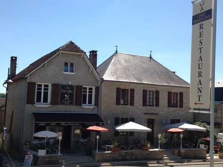 Restaurant "Chez Ernestine" Restaurant "Chez Ernestine"